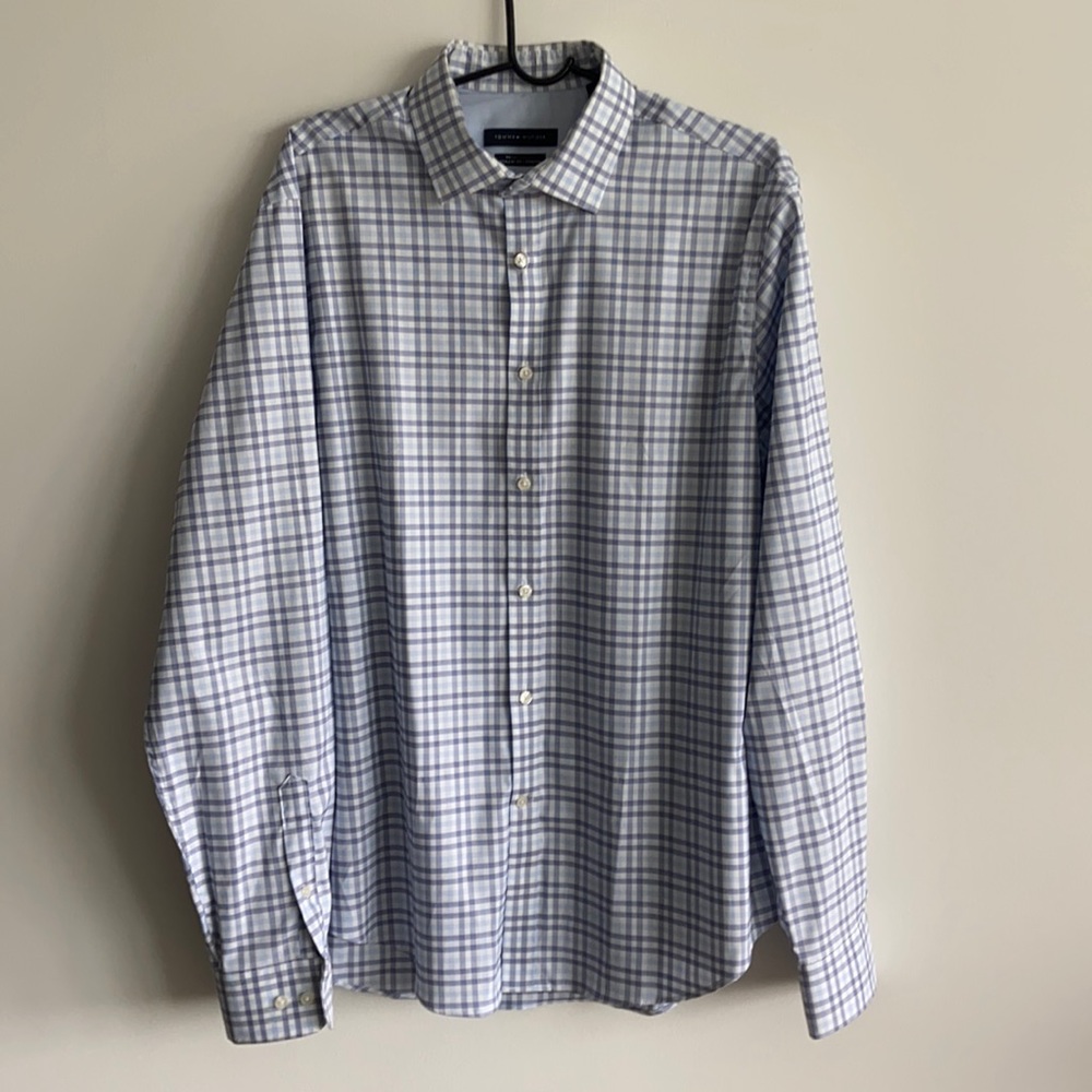 NWOT Tommy Hilfiger dress shirt